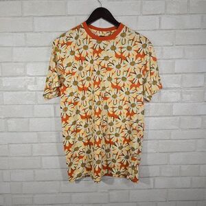 Super Massive super cute floral tee